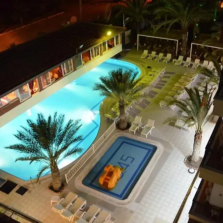 Отель Cinar Family Suite Hotel Side